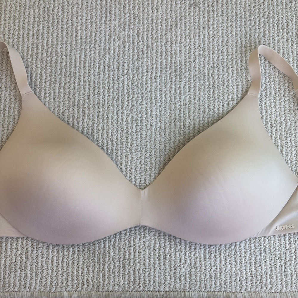 SKIMS Wireless Form T-Shirt Bra Clay 32DDD Padded Seamless Hook & Eye Nude - Picture 1 of 9